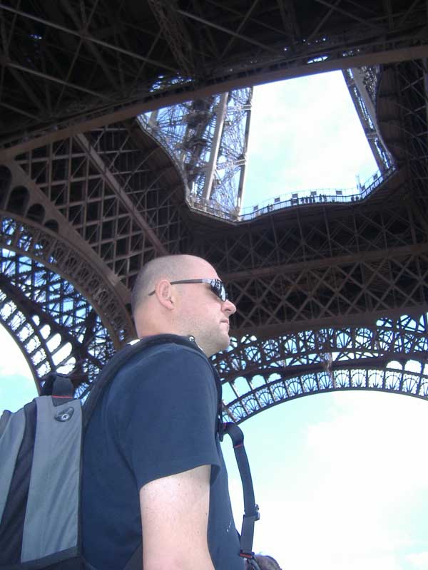 62-podEiffelovkou