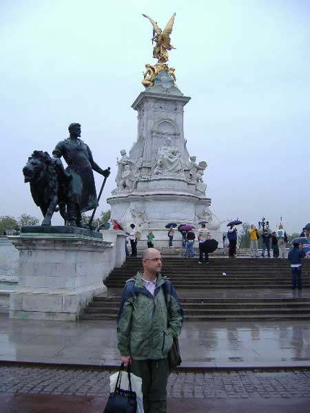 07_kasna_u_buckinghamskeho_palace