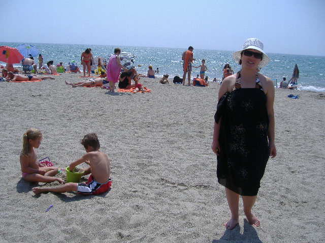 04_Muslimka_na_plazi