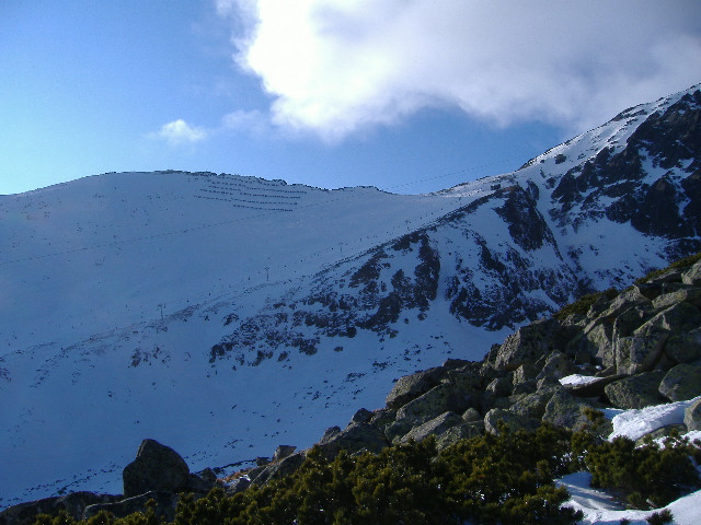 36-sjezdovka_z_Lomnickeho_sedla